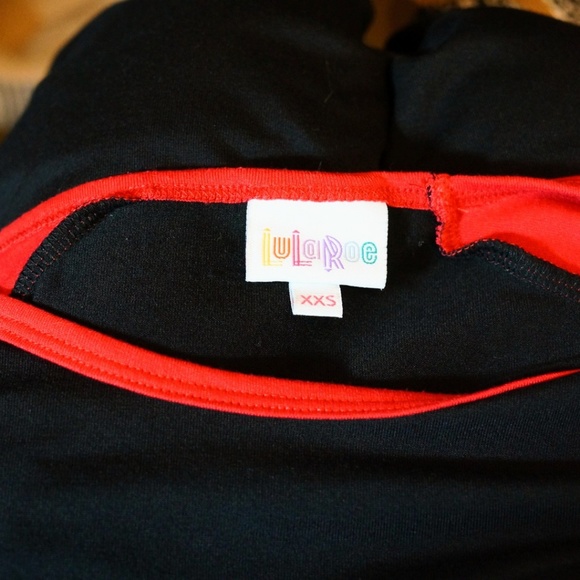 Lularoe "randy" tee - Picture 4 of 6